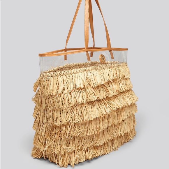 Tory Burch Handbags - Authentic Tory Burch molly bucket straw bag
